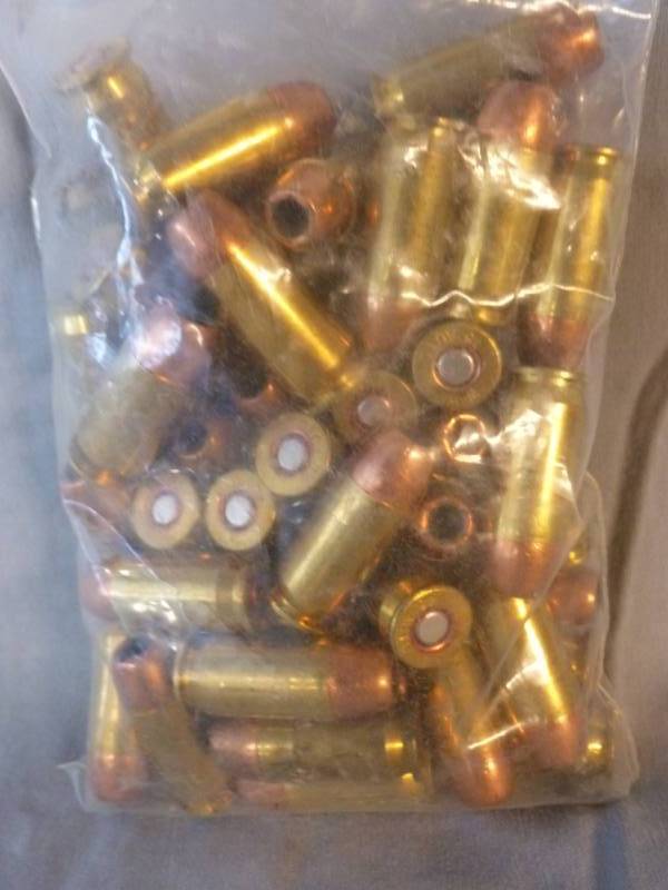 lot 14 image: Pistol Ammo