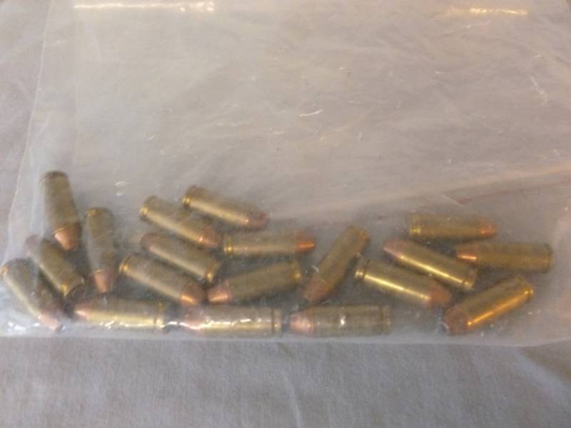 lot 27 image: Pistol Ammo