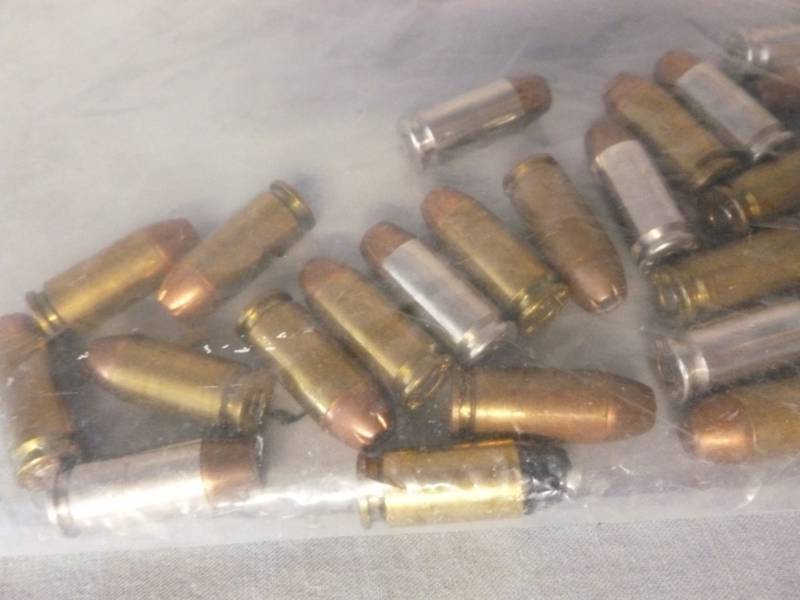 lot 31 image: Pistol Ammo