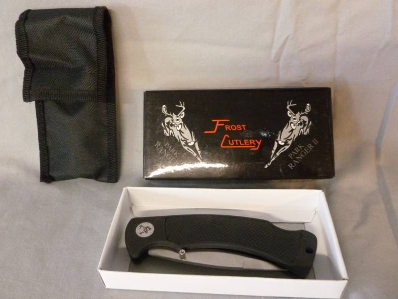lot 49 image: Collector Knife