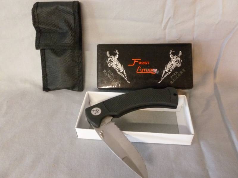 lot 51 image: Collector Knife