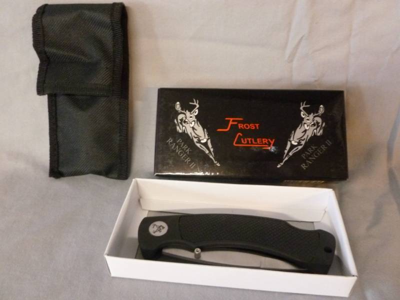 lot 52 image: Collector Knife
