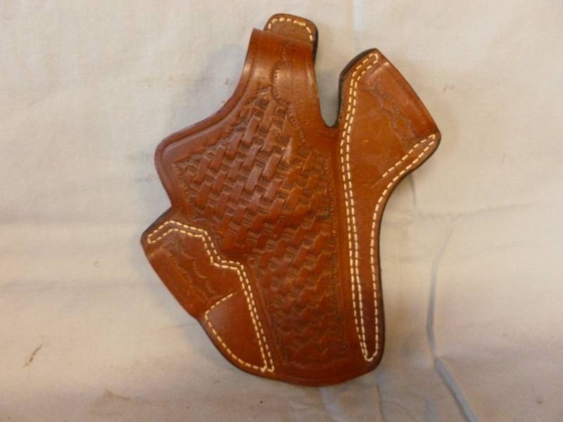 lot 63 image: Pistol Holster
