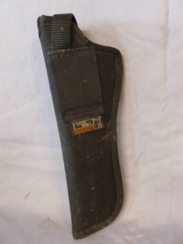 lot 64 image: Pistol Holster