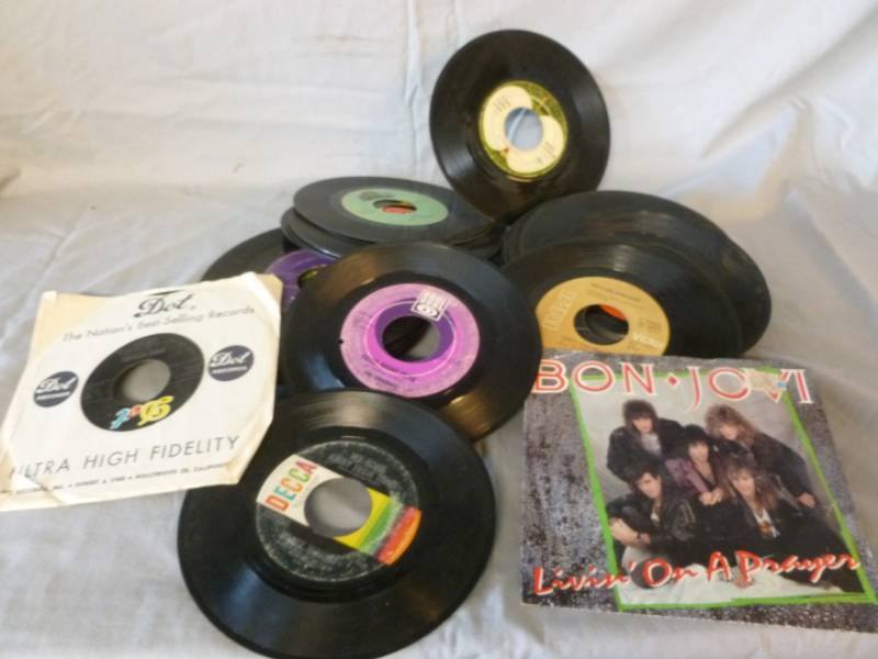 lot 72 image: Collectible 45s Records