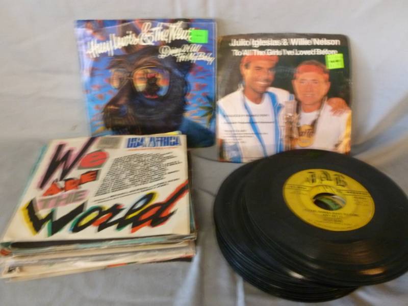 lot 76 image: Collectible 45s Records