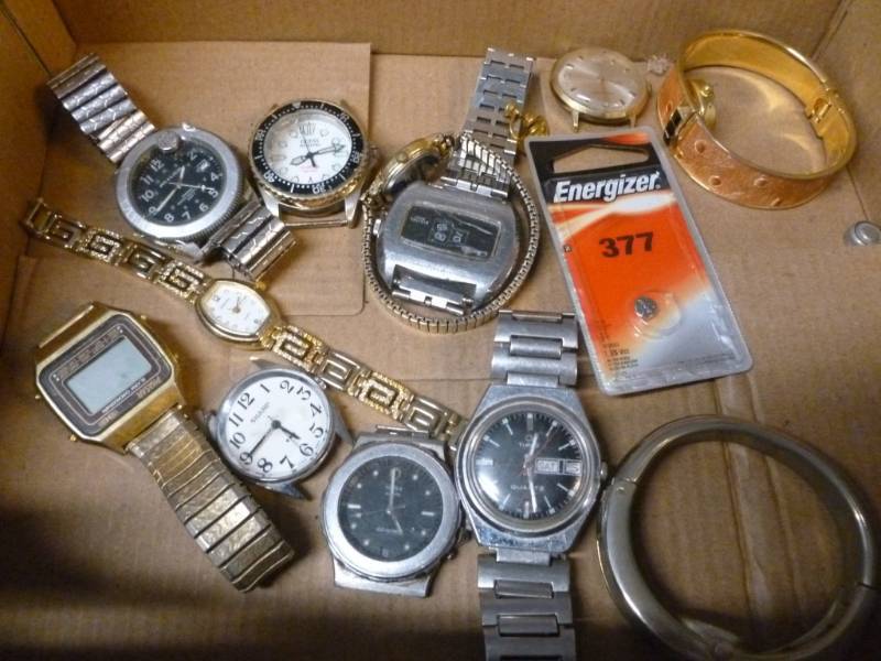 lot 87 image: Watches