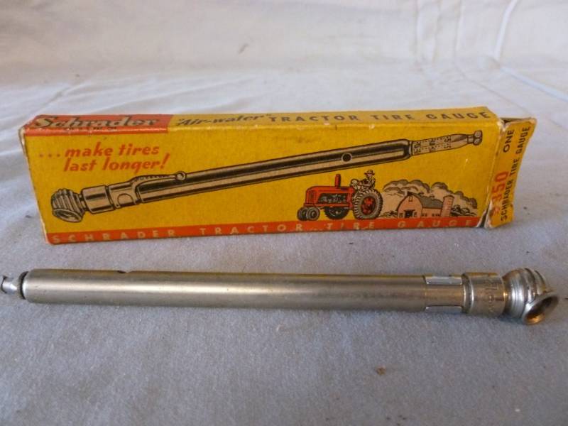 lot 93 image: Vintage