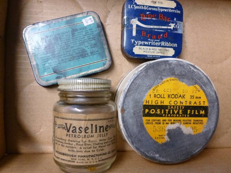 lot 117 image: Vintage Product Containers
