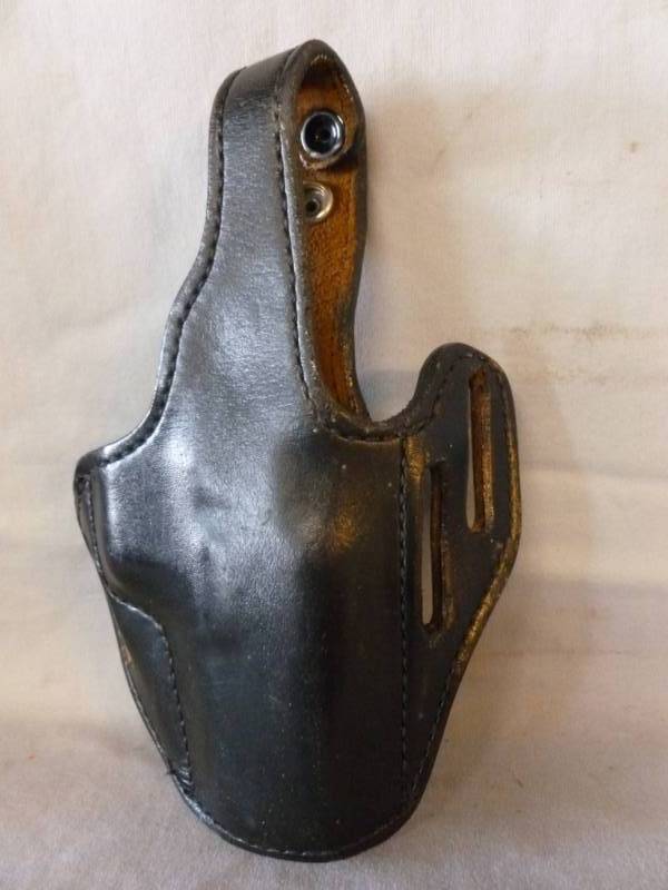 lot 148 image: Pistol Holster