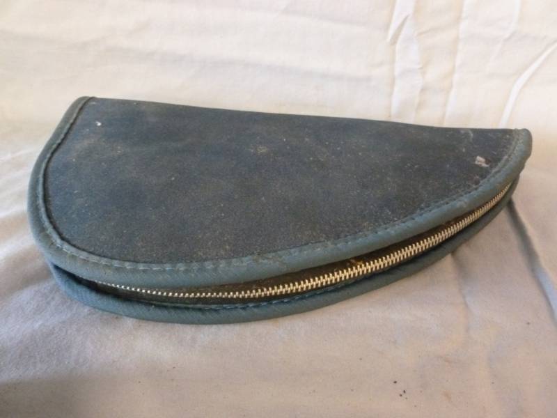 lot 163 image: Pistol Case