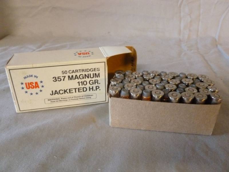lot 216 image: Pistol Ammo