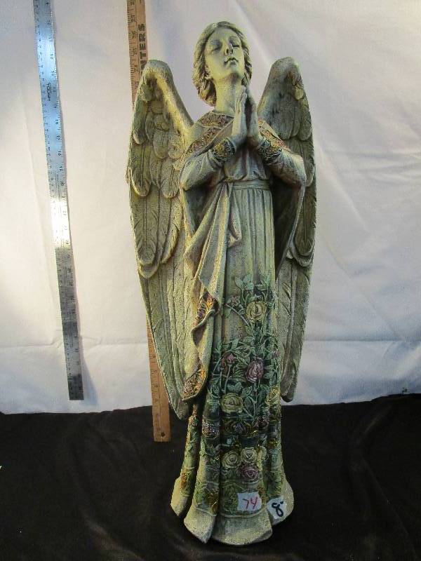 23 Prayng Angel for Dcor or Flowerbed