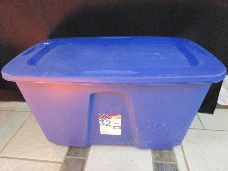 32 Gallon Tub With Cover