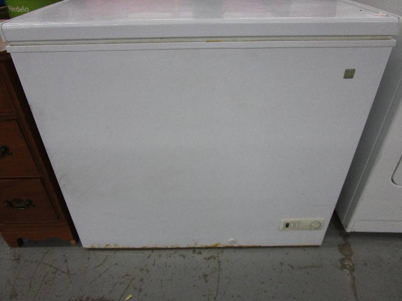 GE 7 Cubic Feet Freezer