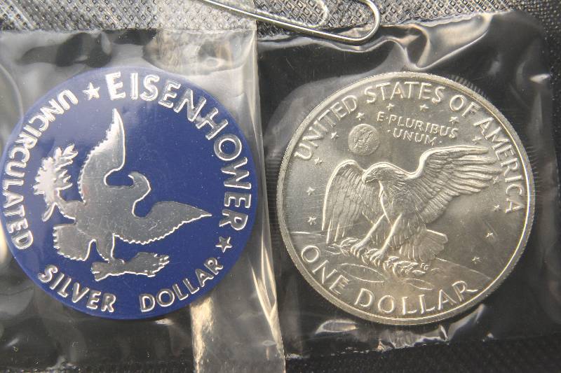 lot 48 image: 1972-S EISENHOWER 40% SILVER DOLLAR UNC IN GOVERNMENT PKG