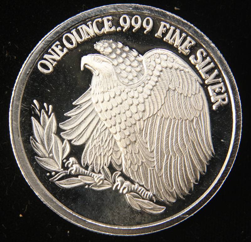 lot 50 image: 1 TROY OZ. .999 FINE SILVER SAINT GAUDENS DESIGN