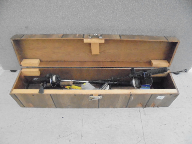 lot 9 image: Ice FIshing Rods And Reels