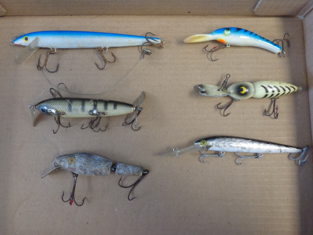 lot 41 image: Assorted Rapala Lures