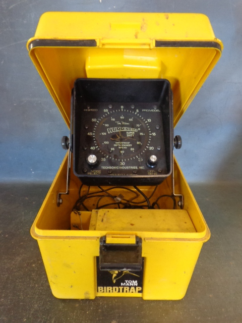 lot 53 image: Humming Bird Depth Finder