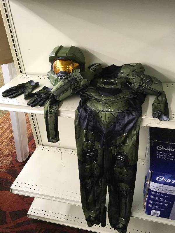 Halo Master Chief Boys Costume, Retail $17.89