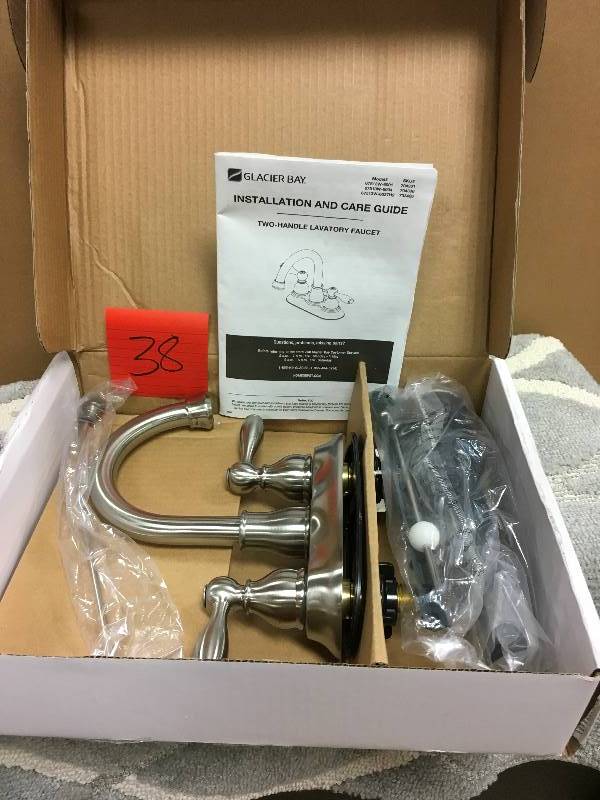 Glacier Bay Mandouri 4 in Centerset 2 Handle Bathroom Faucetnot used