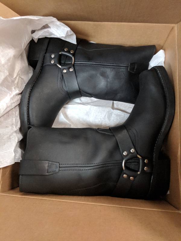 Durango Men�s 11 Black Classic Harness Boot -Wide Black 10.5