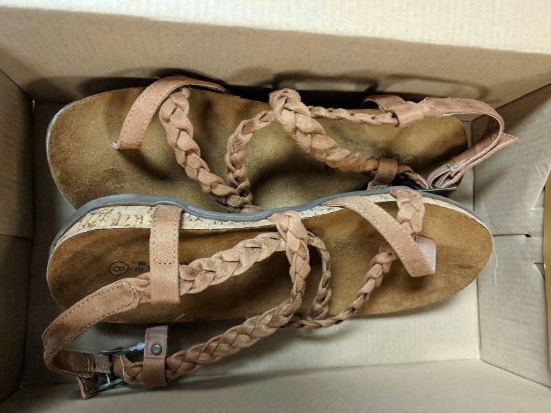 Bearpaw Womens Cecilia Sandal Tan 8