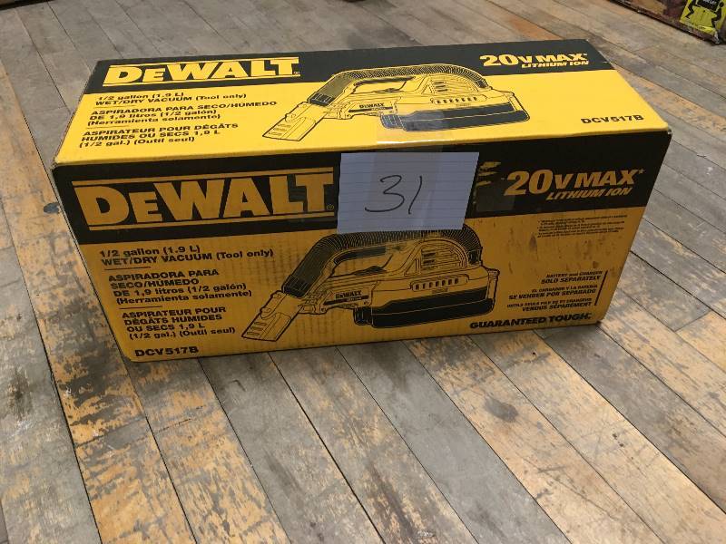 lot 31 image: DeWalt 12 Gallon WetDry Vacuum TOOL ONLY not used