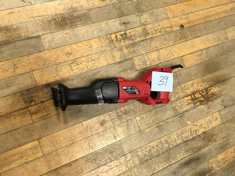 lot 39 image: Skil 9206-02 7.5 Amp Reciprocating Saw open box not used