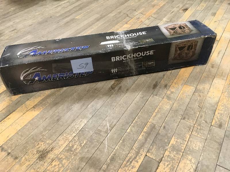 lot 59 image: Ameristep Brickhouse Realtree Xtra Blind open box not used