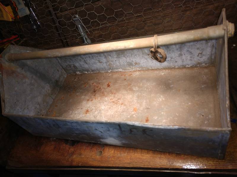 lot 9 image: Galvanized Toolbox 