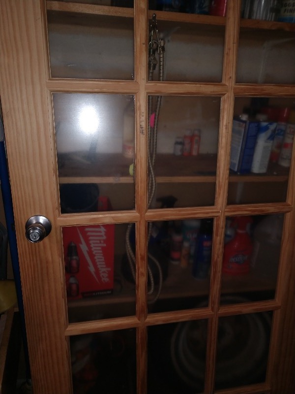 lot 28 image: Heavy Wood 15 Glass Panel Door