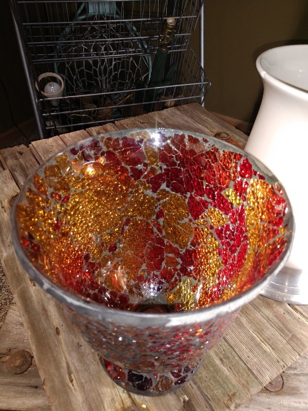 lot 39 image: Red and Gold Mosaic Glass Vase, White Vase