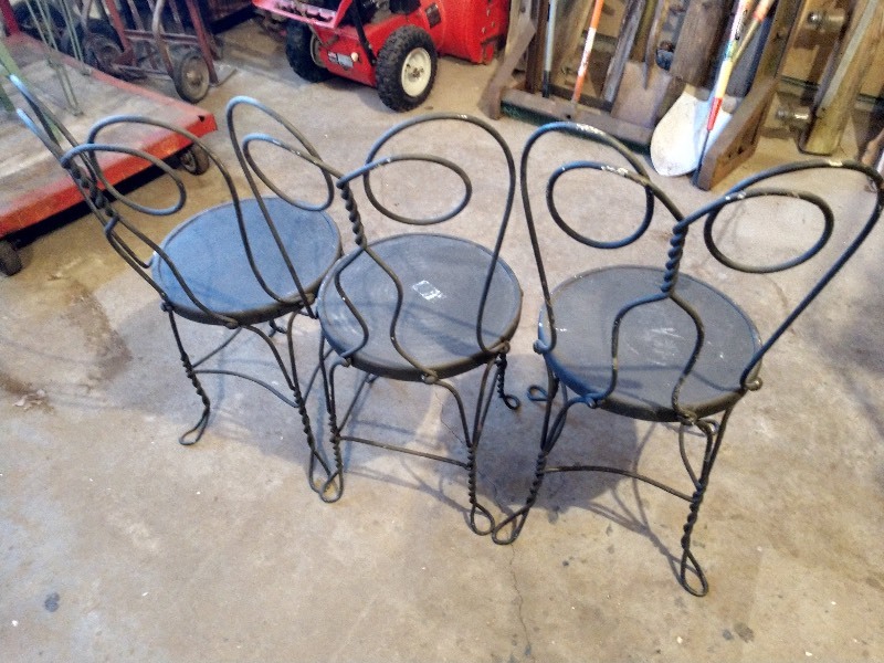 lot 58 image: Ornate Metal Bistro Style Chairs (3) 
