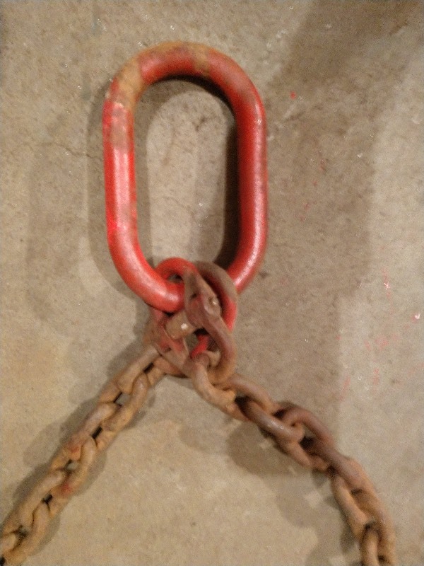 lot 74 image: Chain and Hooks