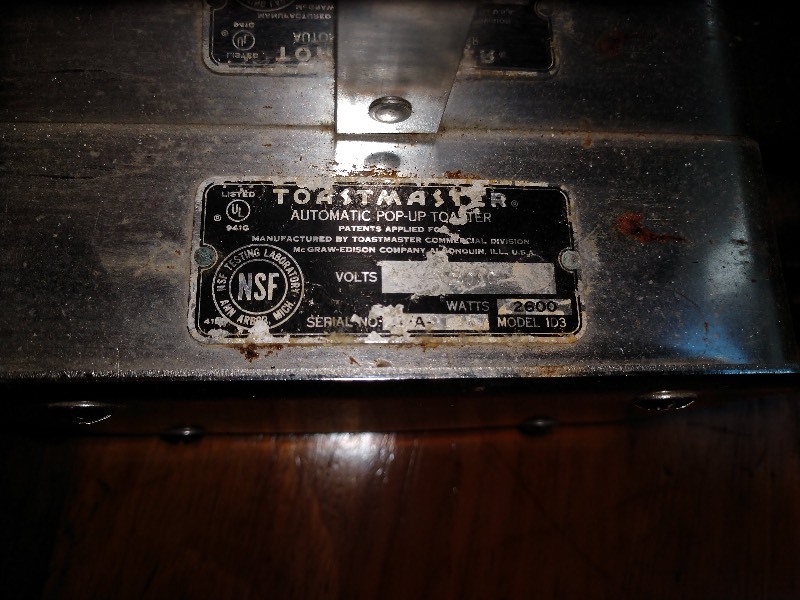 lot 125 image: Chrome Antique Toaster 