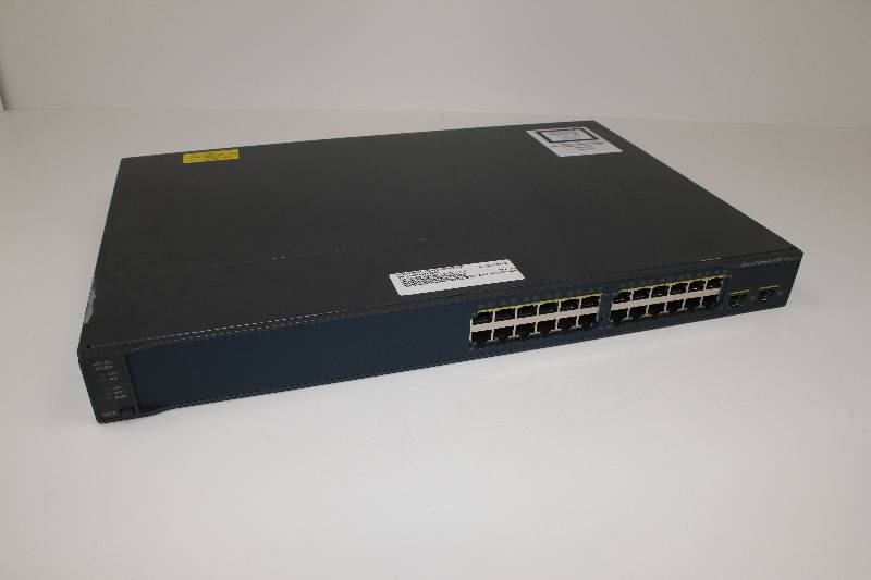 lot 8 image: WS-C3560G-24TS-S Cisco Catalyst 3560 24 101001000T4SFP Standard Image. Refurbished