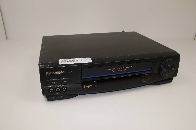 lot 12 image: Refurbished Panasonic PV-9451 Hi-Fi VCR with VCR Plus