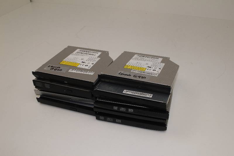 lot 16 image: Lot of 10 Laptop CD roms