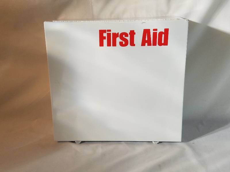 lot 44 image: FIRST AID CABINET