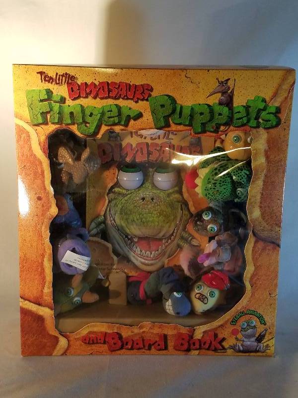 lot 29 image: BOARD BOOK WITH FINGER PUPPETS