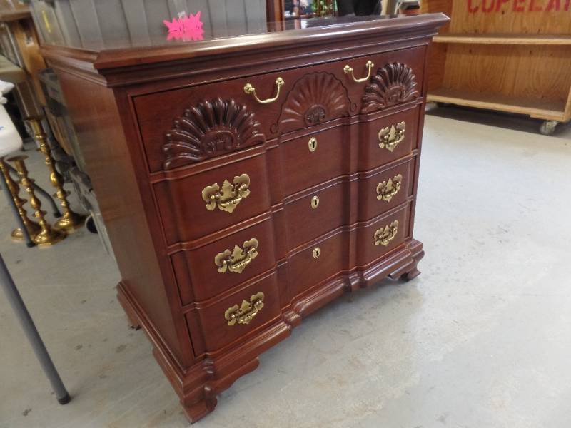 FOUR DRAWER CHEST