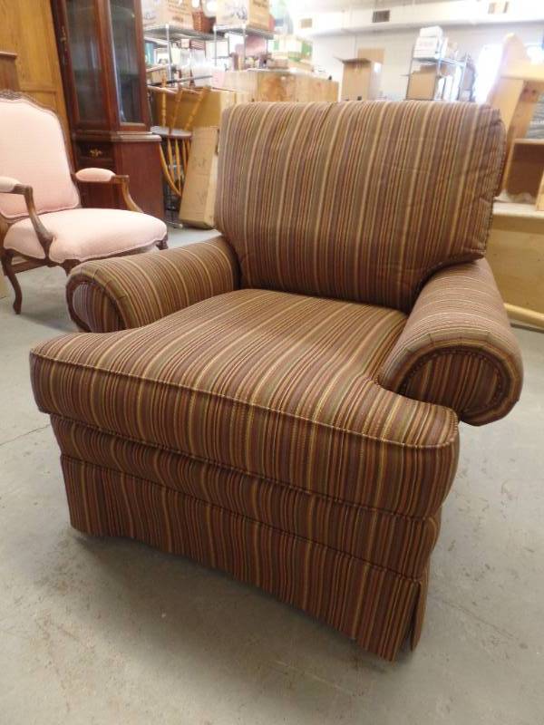 STRIPED ACCENT CHAIR