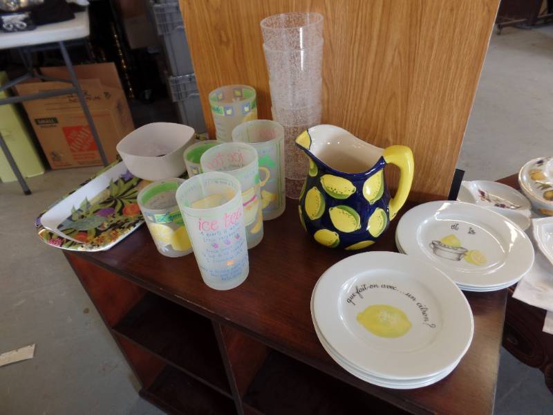 LIMOGES CITRUS PLATES WITH LEMONADE AND TEA ACCESSORIES