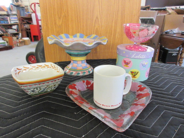 LOLITA SUNDAE CUP AND DECORATIVE ACCESSORIES