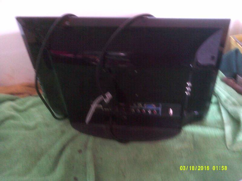 DOLBY FLAT SCREEN TV