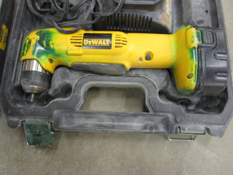 lot 28 image: (2) DeWalt 14.4v Right Angle Drills