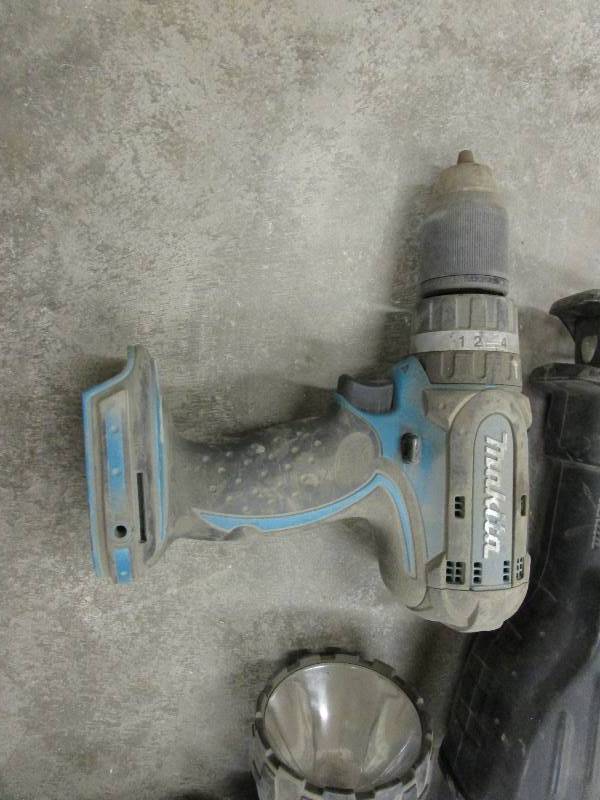 lot 41 image: Makita 18v Drill, Light & Sawzall