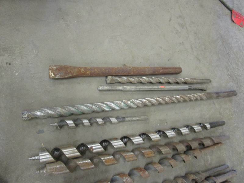 lot 63 image: Used Wood Dill Bits & Hammer Drill Bits